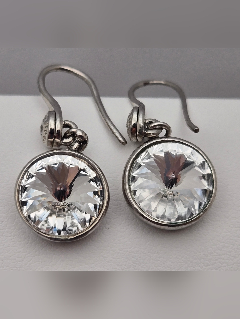 Henri Bendel Crystal Drop Earrings Swarovski Bridal Style Bezel Silver Tone 1”
